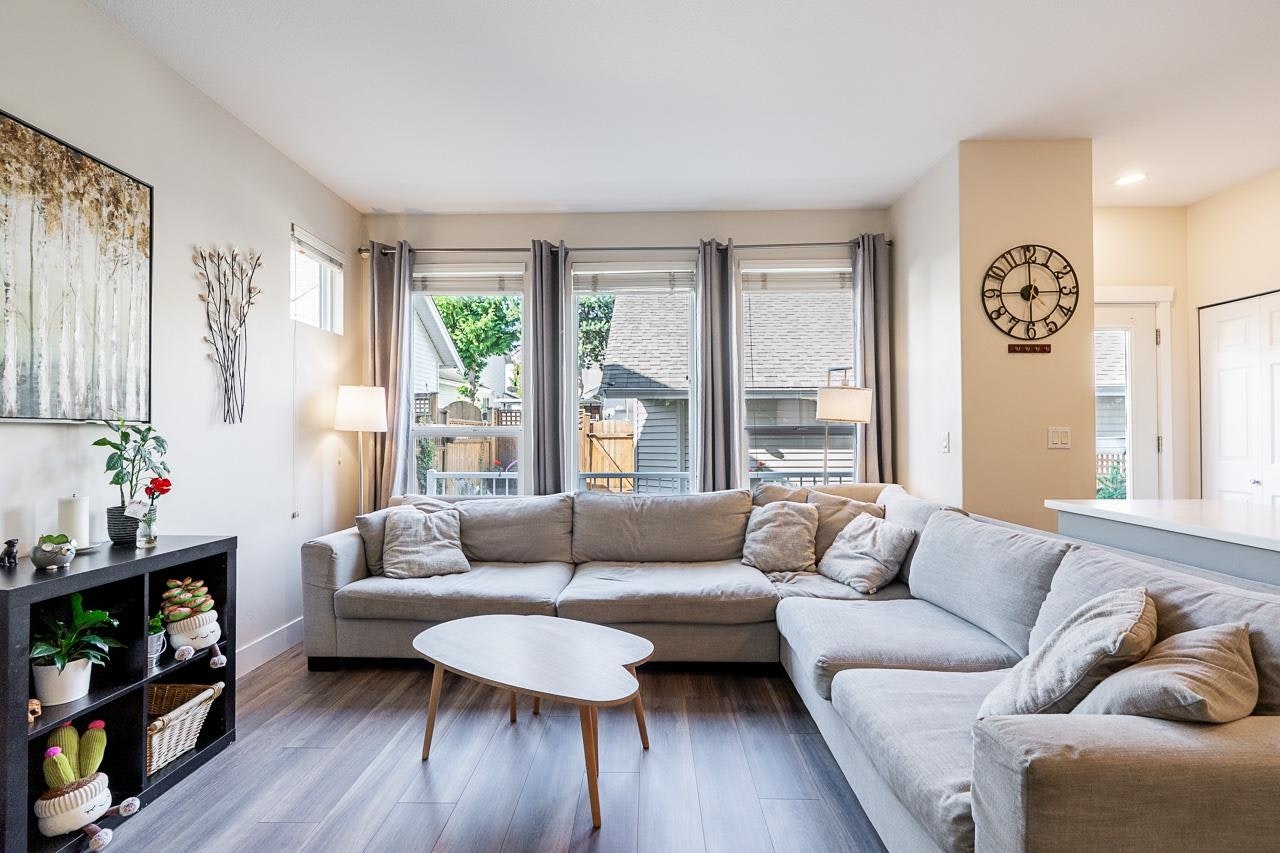 15163 61a Avenue, Surrey, BC, V3S 5J7 - 10