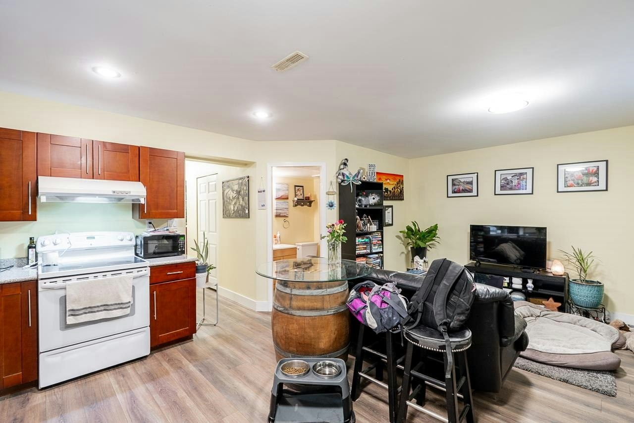 15163 61a Avenue, Surrey, BC, V3S 5J7 - 31