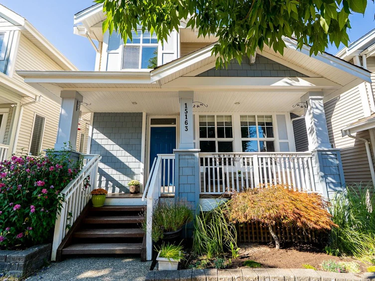 15163 61a Avenue, Surrey, BC, V3S 5J7