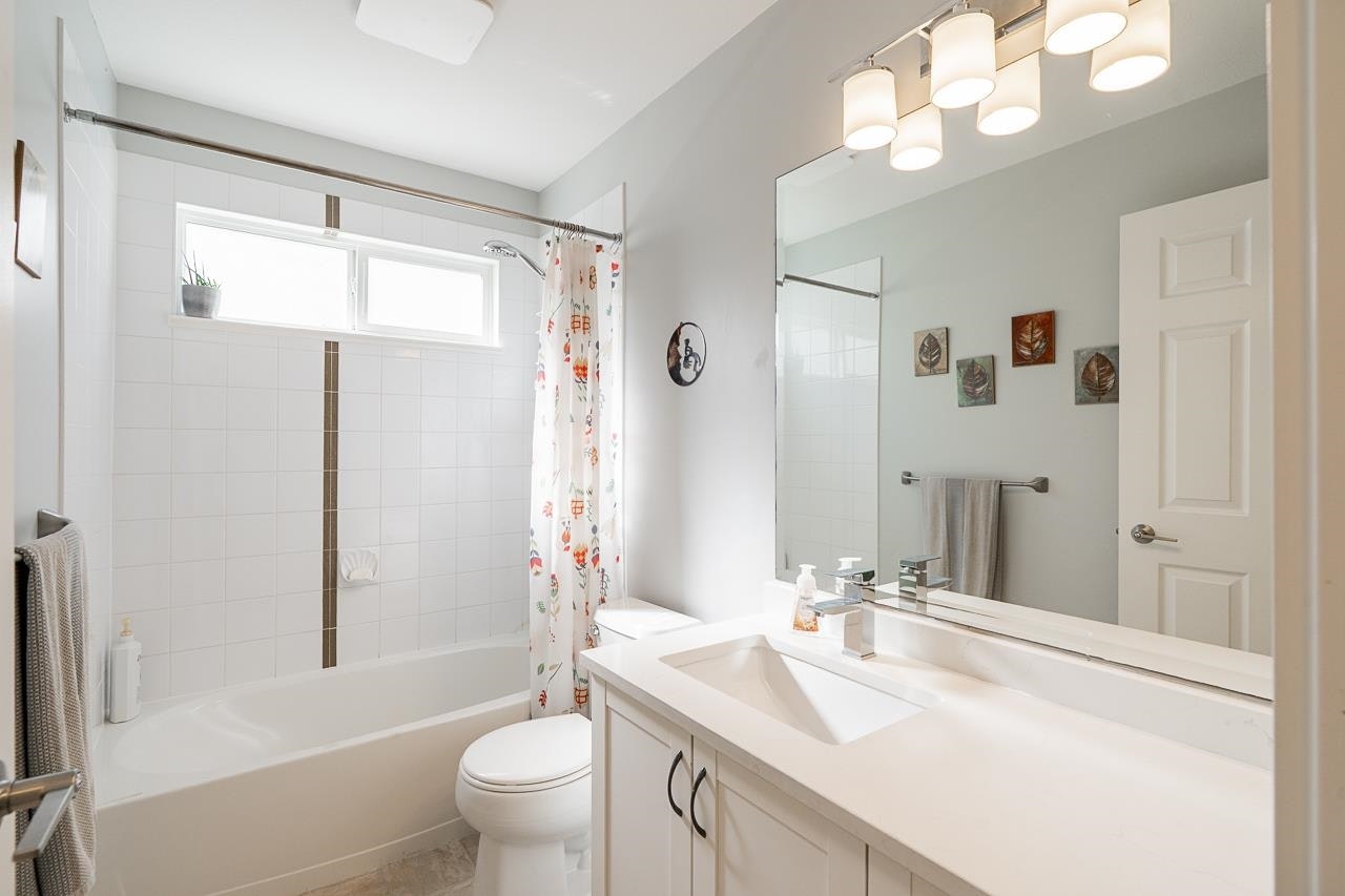 15163 61a Avenue, Surrey, BC, V3S 5J7 - 25