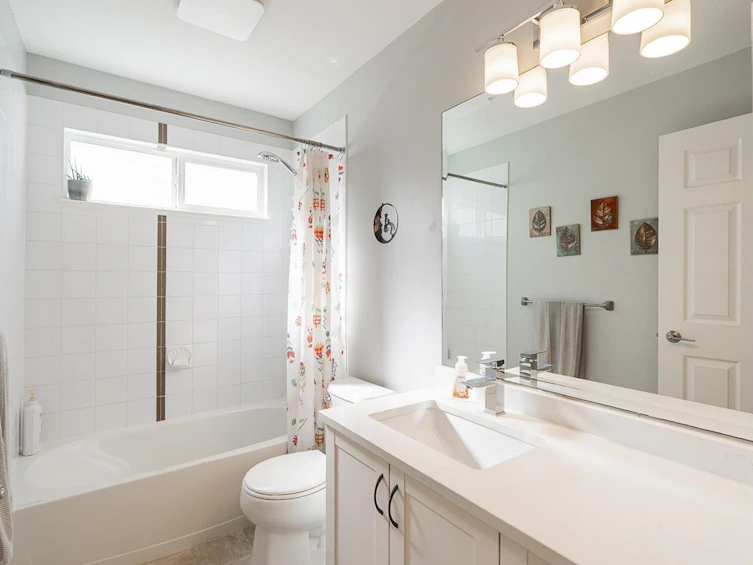 15163 61a Avenue, Surrey, BC, V3S 5J7 - 25