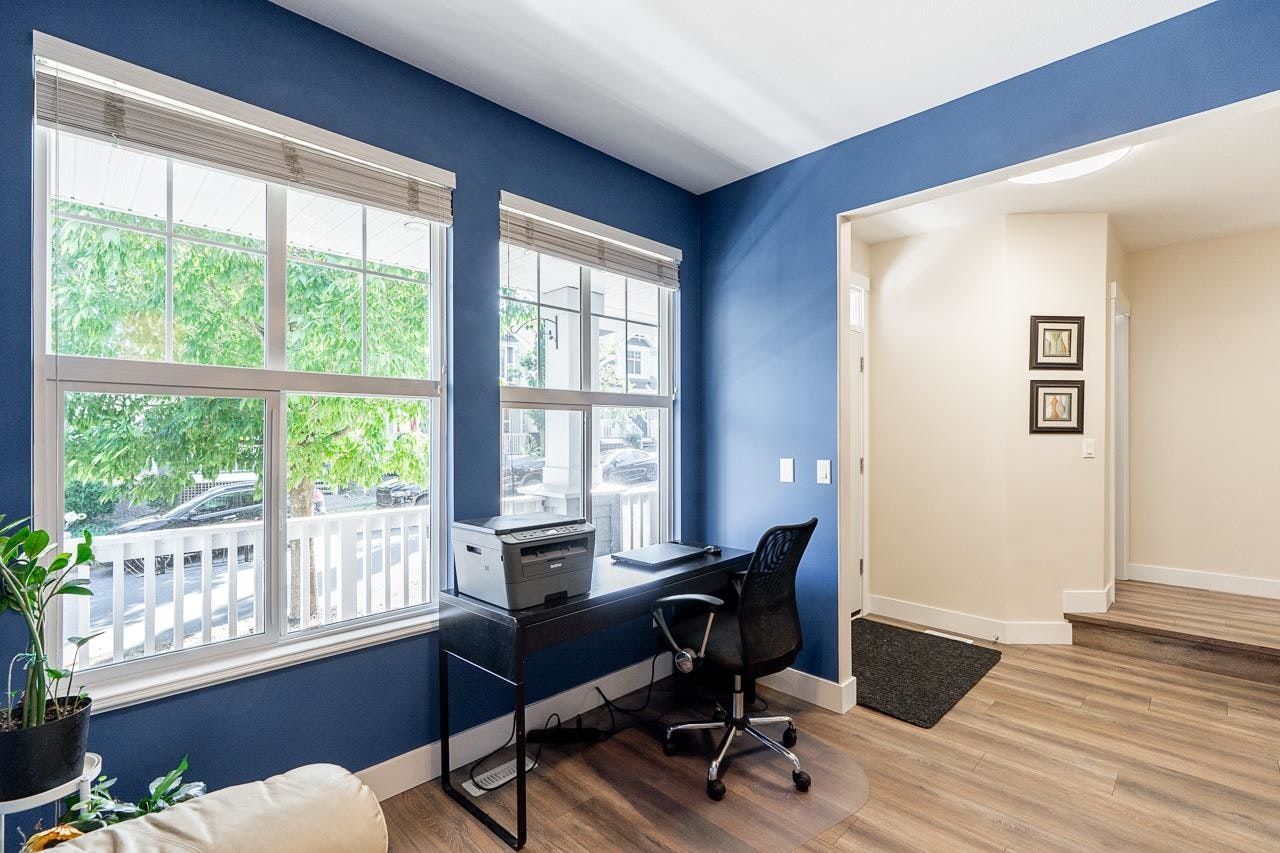 15163 61a Avenue, Surrey, BC, V3S 5J7 - 17