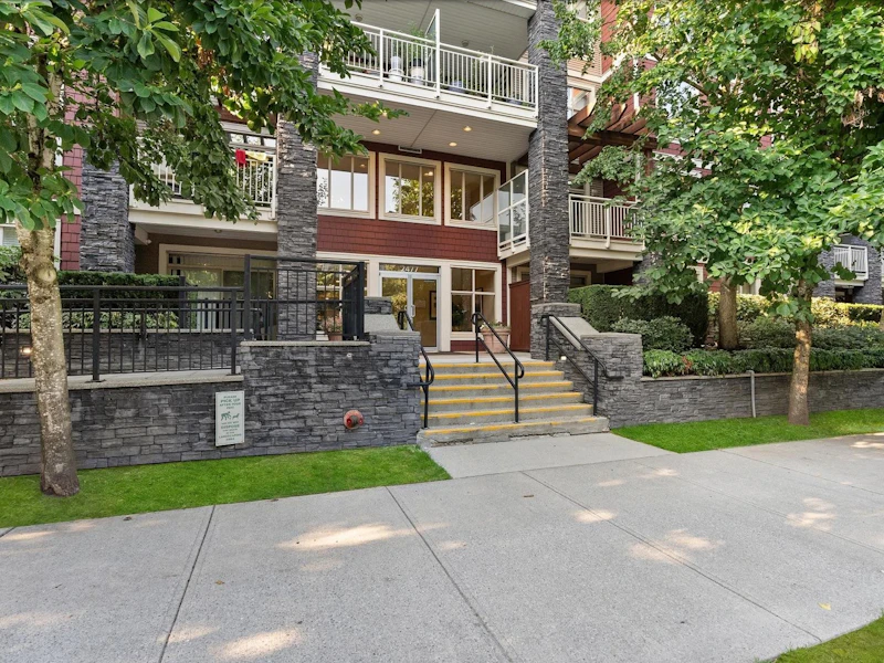 207 - 2477 Kelly Avenue, Port Coquitlam BC V3C 0B3