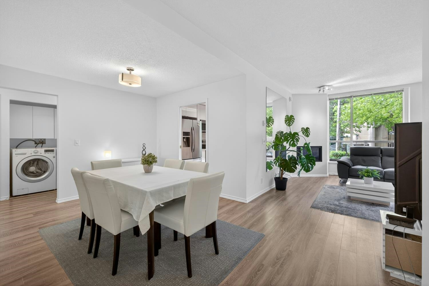 201-2668 Ash Street - 2