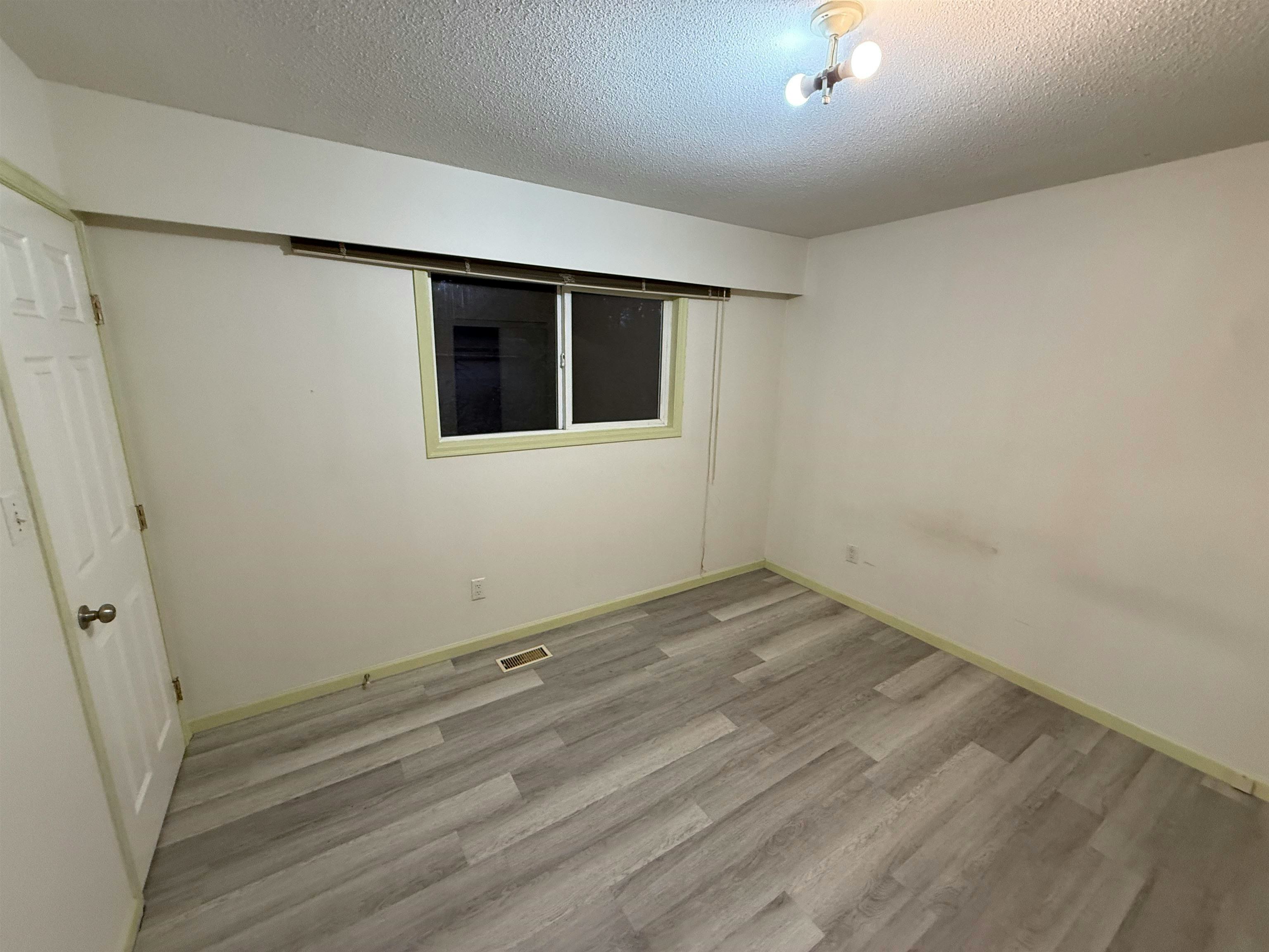 19371 76 Avenue, Surrey, BC, V4N 6C6 - 9