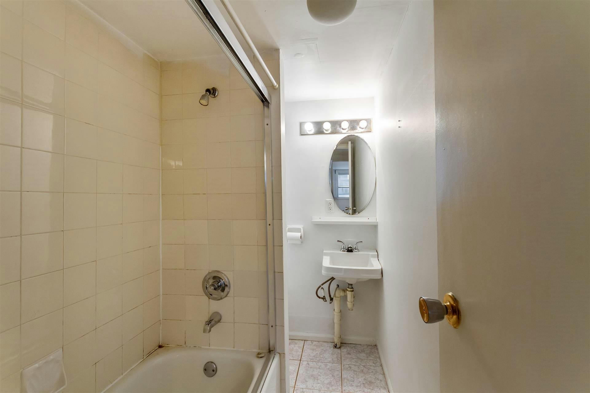 2119 E 30th Avenue, Vancouver, BC, V5N 3A5 - 13