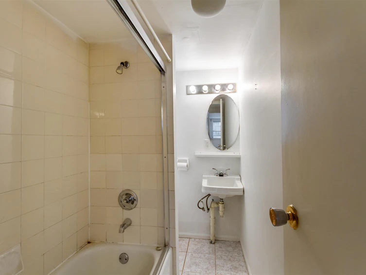 2119 E 30th Avenue, Vancouver, BC, V5N 3A5 - 13