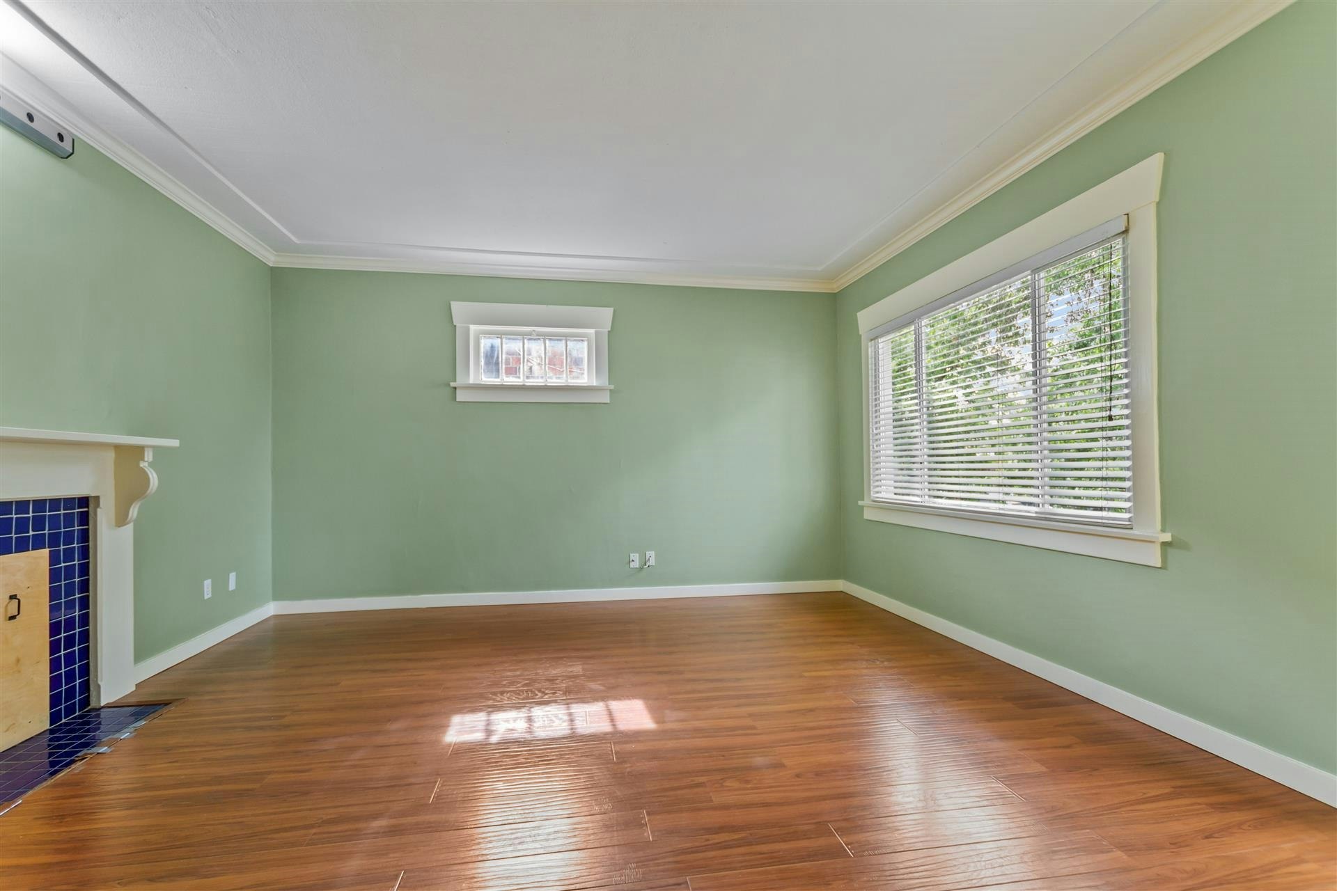 2119 E 30th Avenue - 2