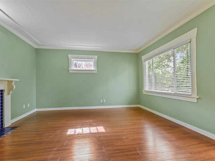 2119 E 30th Avenue, Vancouver, BC, V5N 3A5 - 2