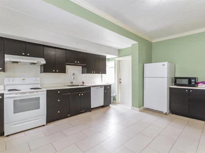 2119 E 30th Avenue - 4