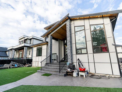 9342 156 Street - 2
