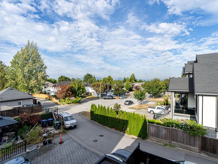 9342 156 Street, Surrey, BC, V3R 4L2 - 32