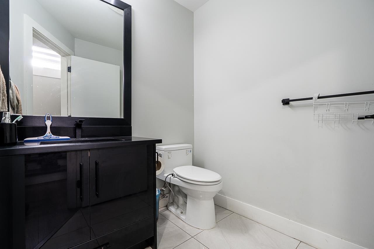 9342 156 Street, Surrey, BC, V3R 4L2 - 34