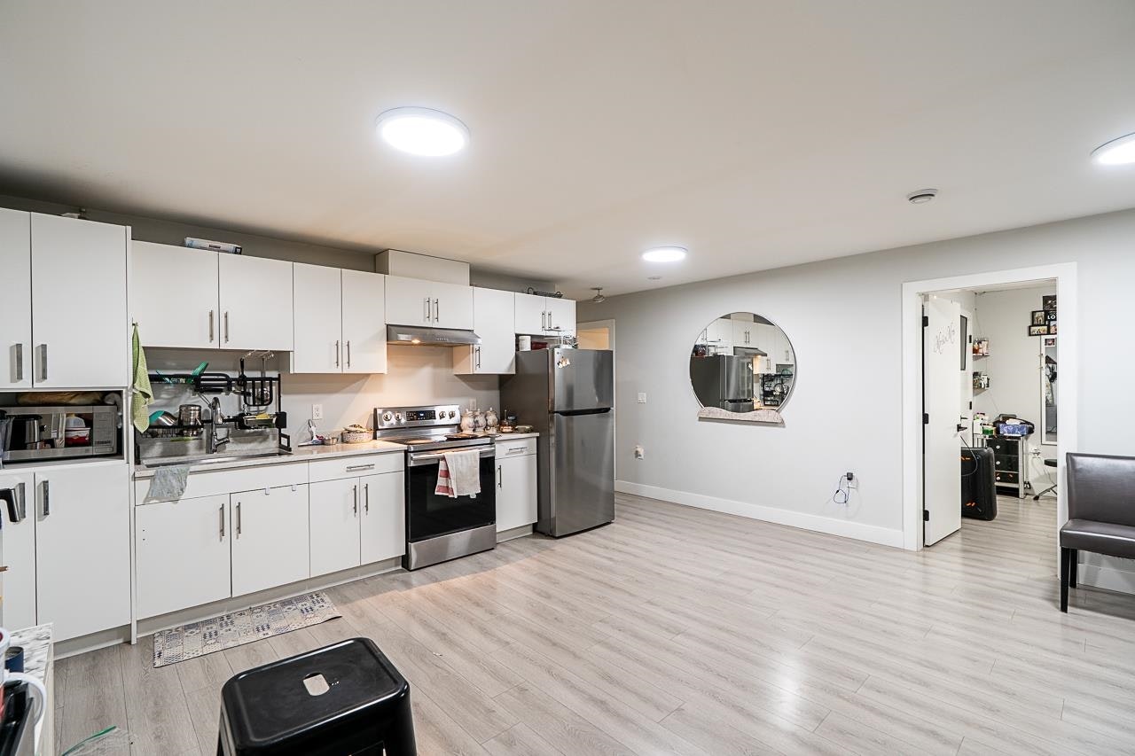 9342 156 Street, Surrey, BC, V3R 4L2 - 35