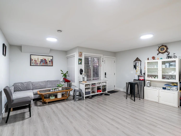 9342 156 Street, Surrey, BC, V3R 4L2 - 36