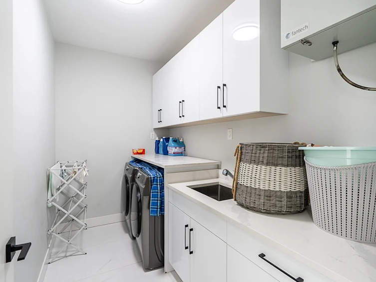 9342 156 Street, Surrey, BC, V3R 4L2 - 29