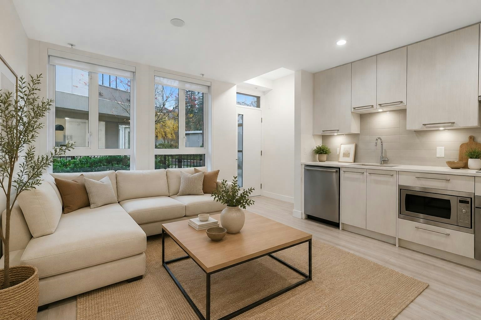 124-2035 Glenaire Street - 4