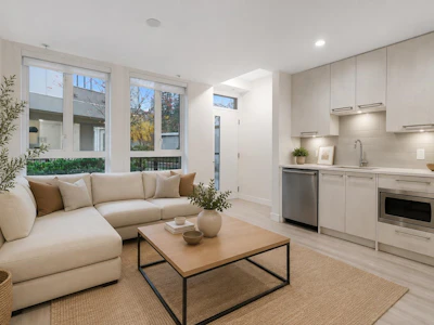 124-2035 Glenaire Street - 4