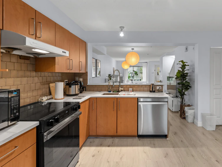 7336 Salisbury Avenue, Burnaby, BC, V5E 2A3 - 8