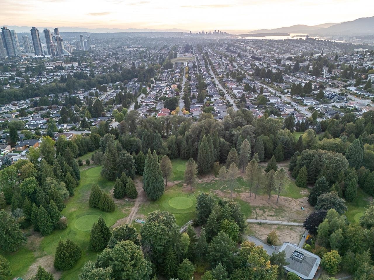 2-6210 Curtis Street, Burnaby, BC, V5B 2A5 - 40