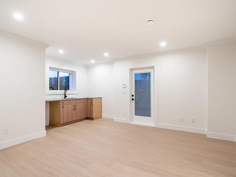 2-6210 Curtis Street, Burnaby, BC, V5B 2A5 - 21