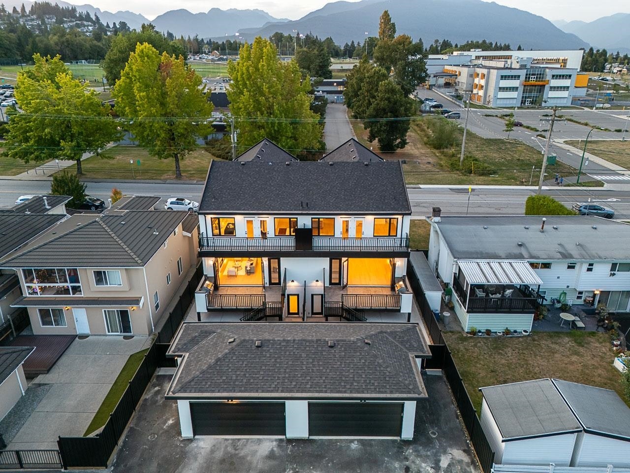 2-6210 Curtis Street, Burnaby, BC, V5B 2A5 - 34