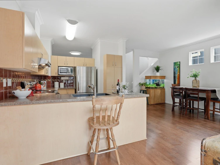 38-14959 58 Avenue, Surrey, BC, V3S 9Y9 - 9