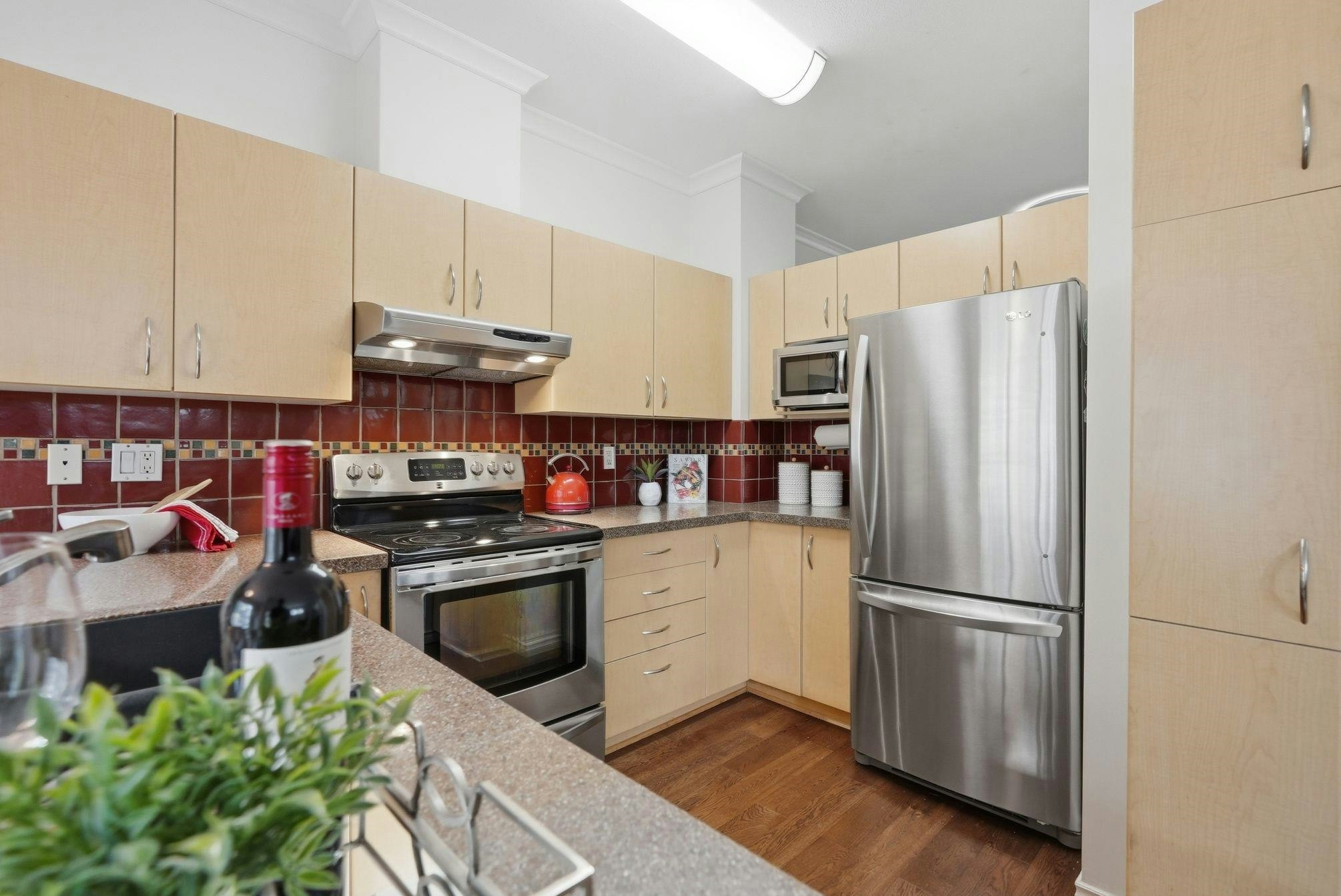 38-14959 58 Avenue, Surrey, BC, V3S 9Y9 - 11