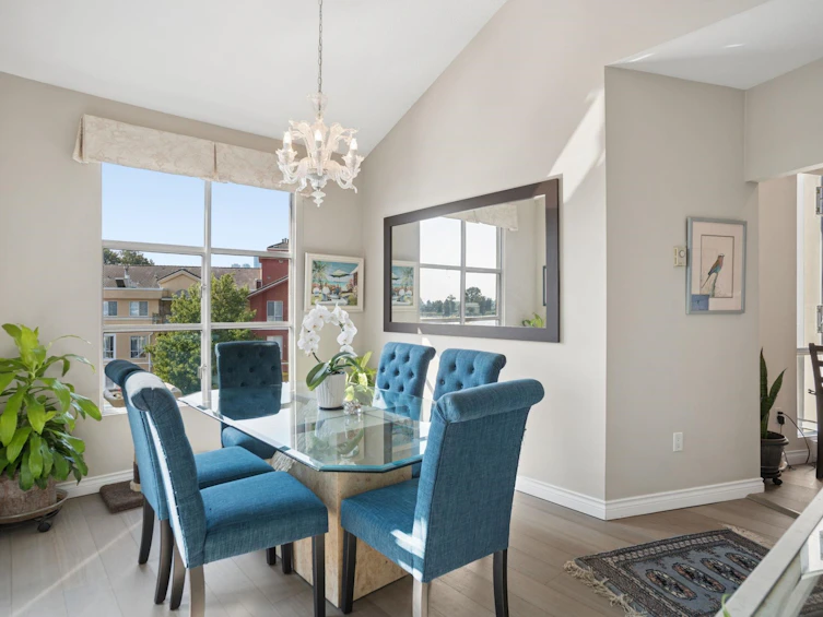 401-2 Renaissance Square, New Westminster, BC, V3M 6K3 - 6