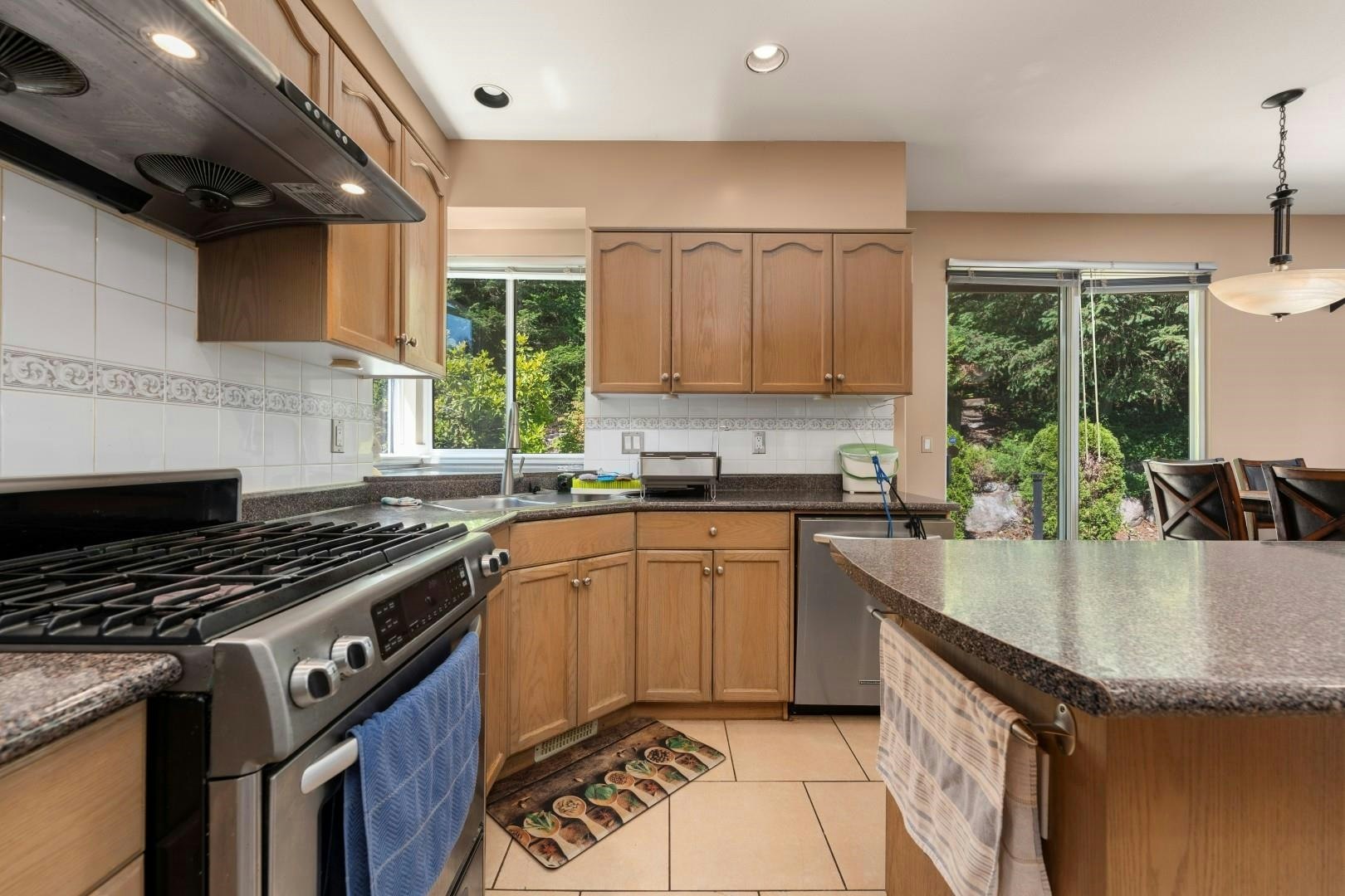 94 Linden Court, Port Moody, BC, V3H 5C1 - 14