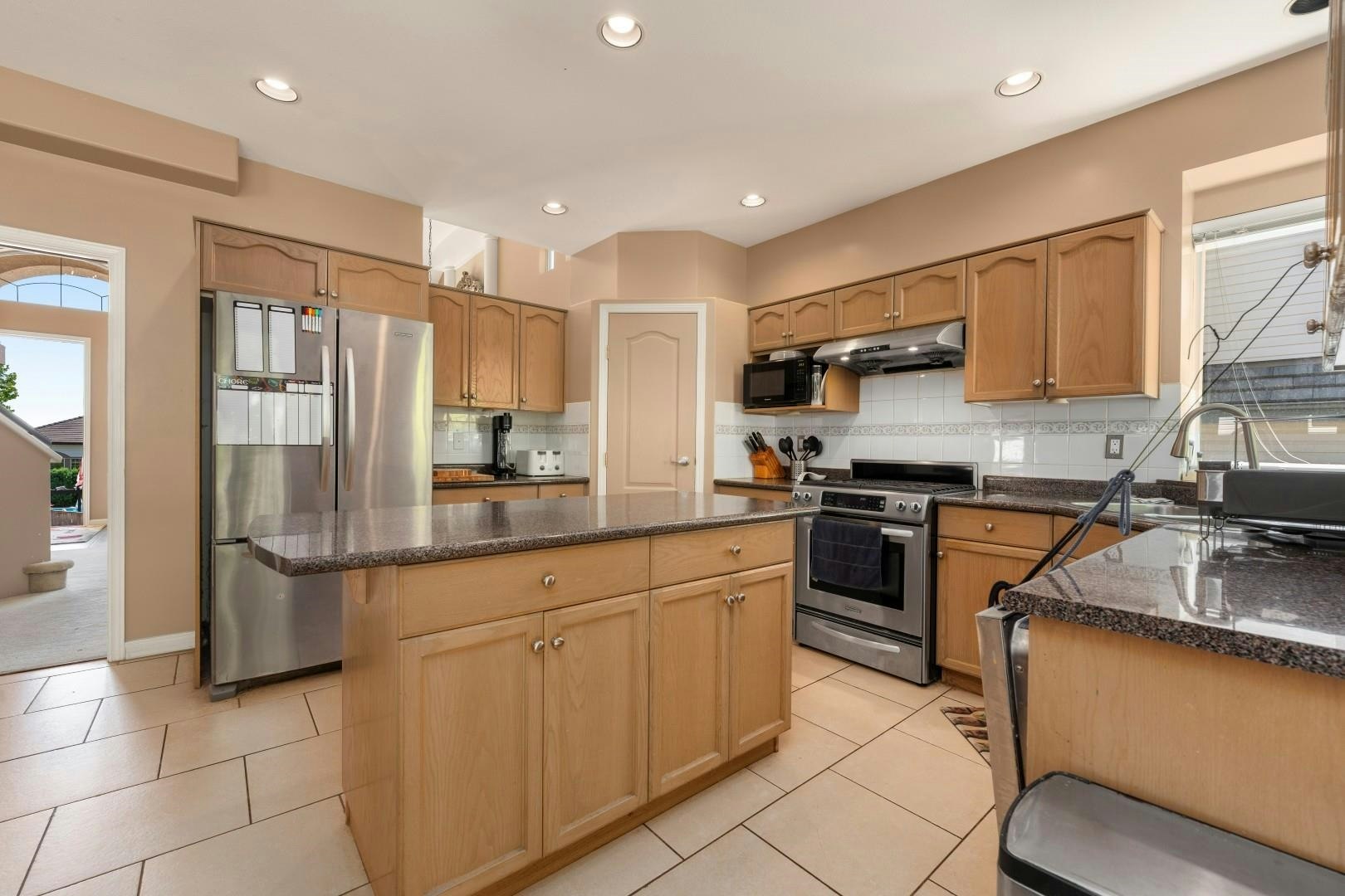 94 Linden Court, Port Moody, BC, V3H 5C1 - 13
