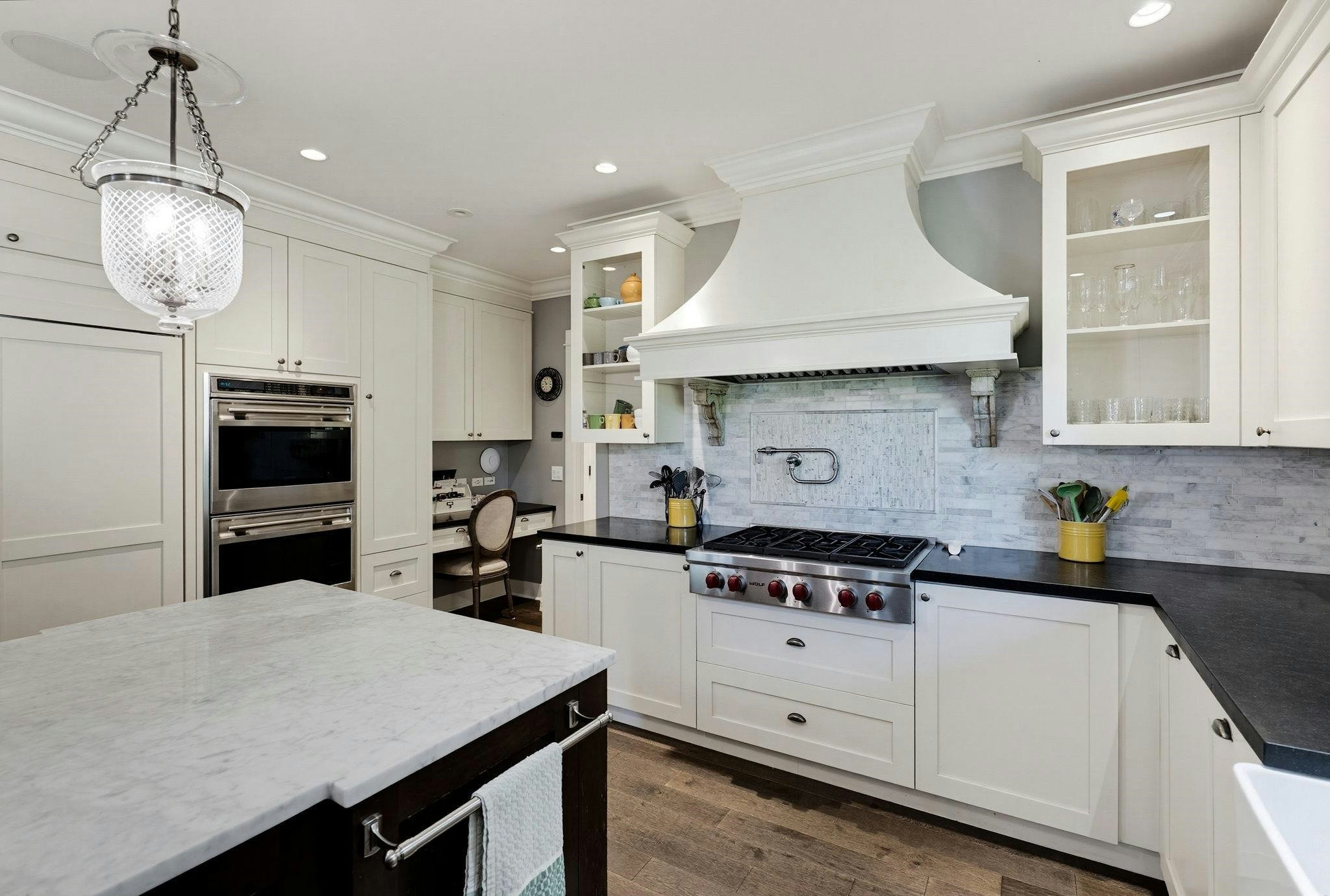 930 Selkirk Crescent, Coquitlam, BC, V3J 6E5 - 8