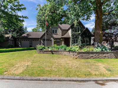 930 Selkirk Crescent - 5