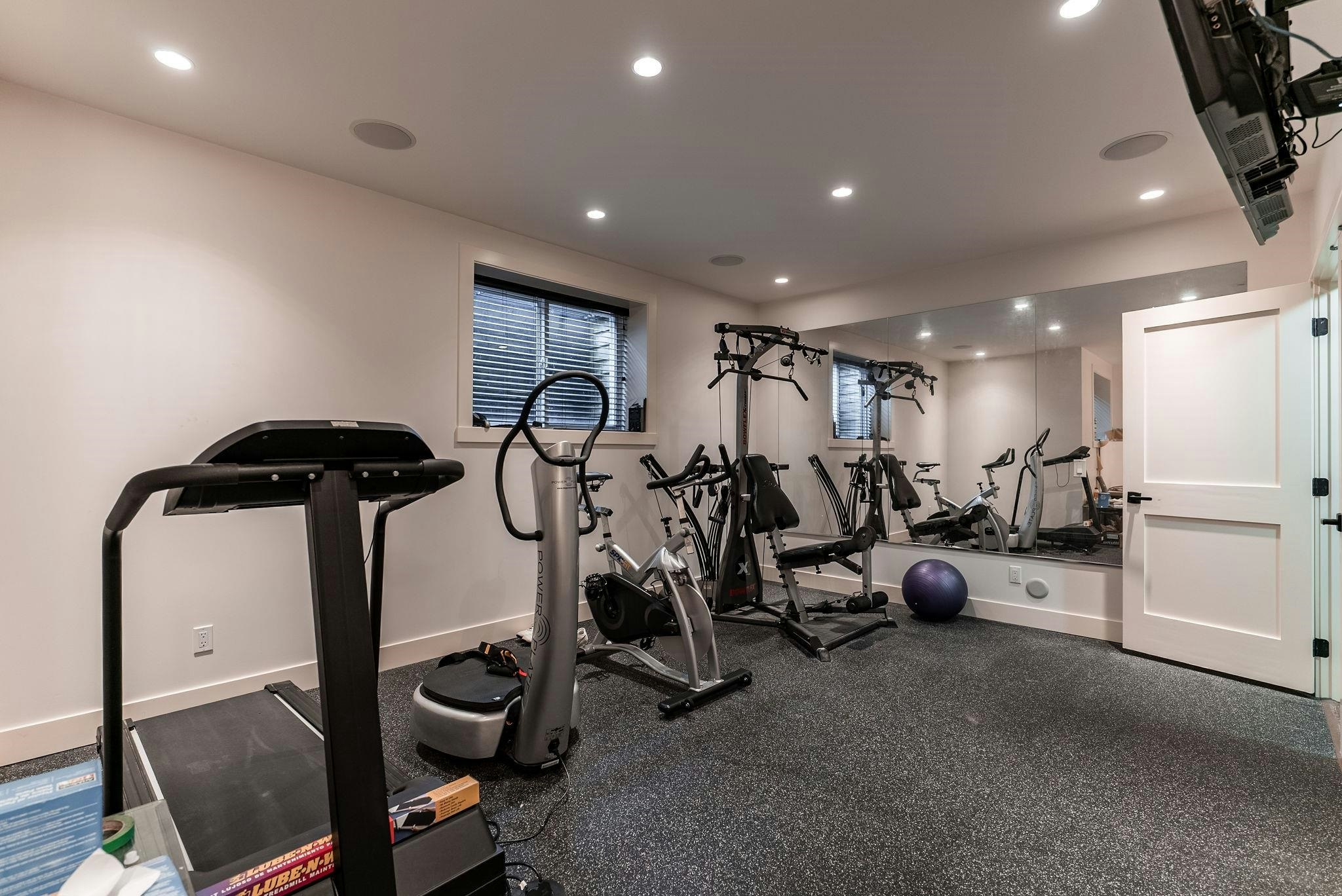 930 Selkirk Crescent, Coquitlam, BC, V3J 6E5 - 24