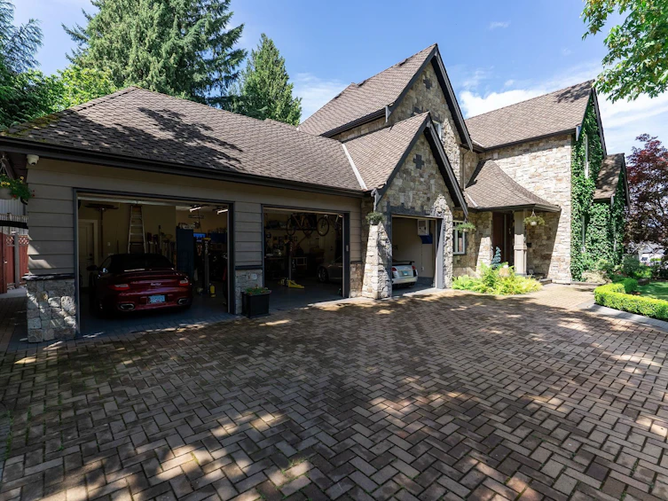 930 Selkirk Crescent, Coquitlam, BC, V3J 6E5 - 32