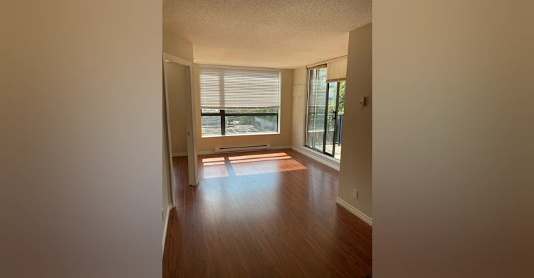 301-833 Agnes Street, New Westminster, BC, V3M 0B1