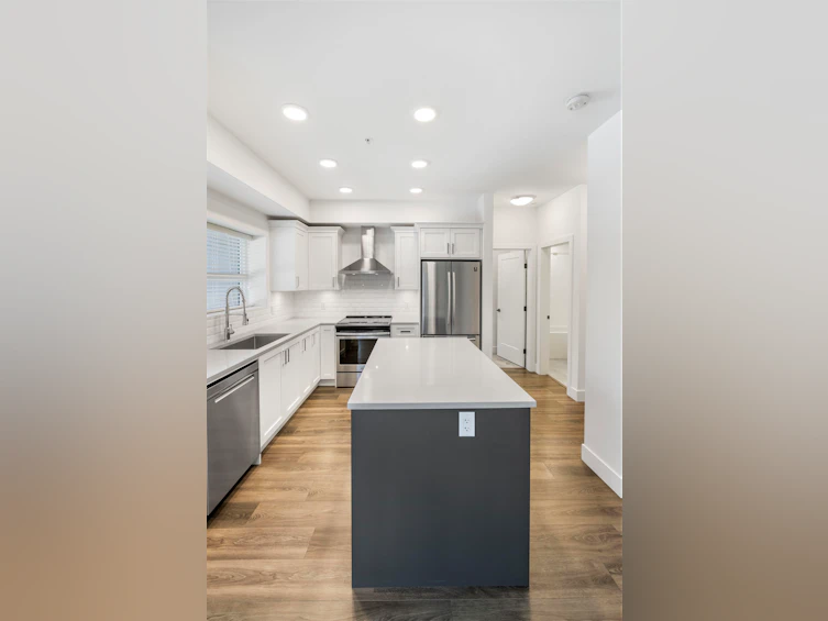 204-33568 George Ferguson Way, Abbotsford, BC, V2S 0M3 - 22