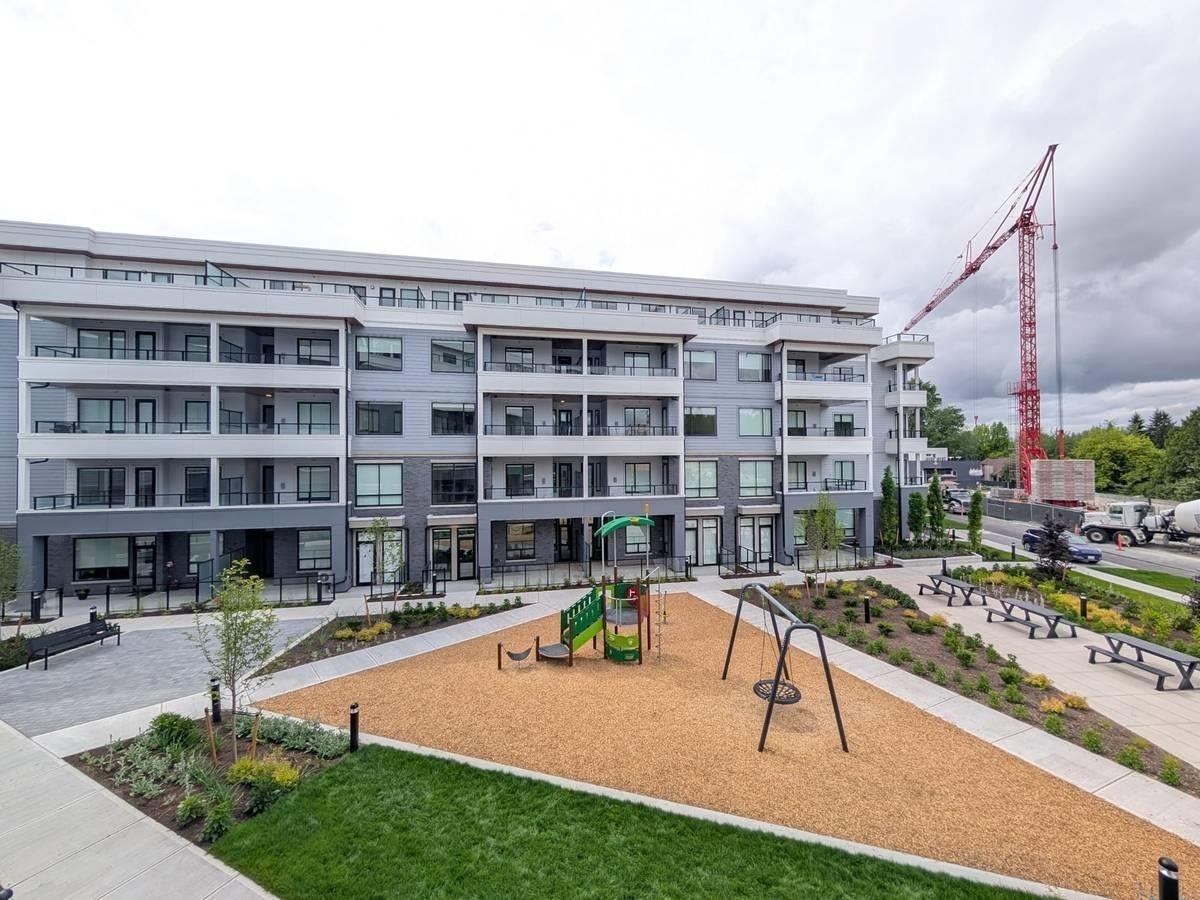 202-6270 Gooseberry Drive, Surrey, BC, V3S 0C8 - 11