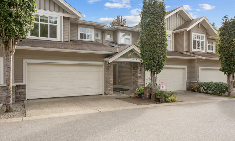 2-11282 Cottonwood Drive
