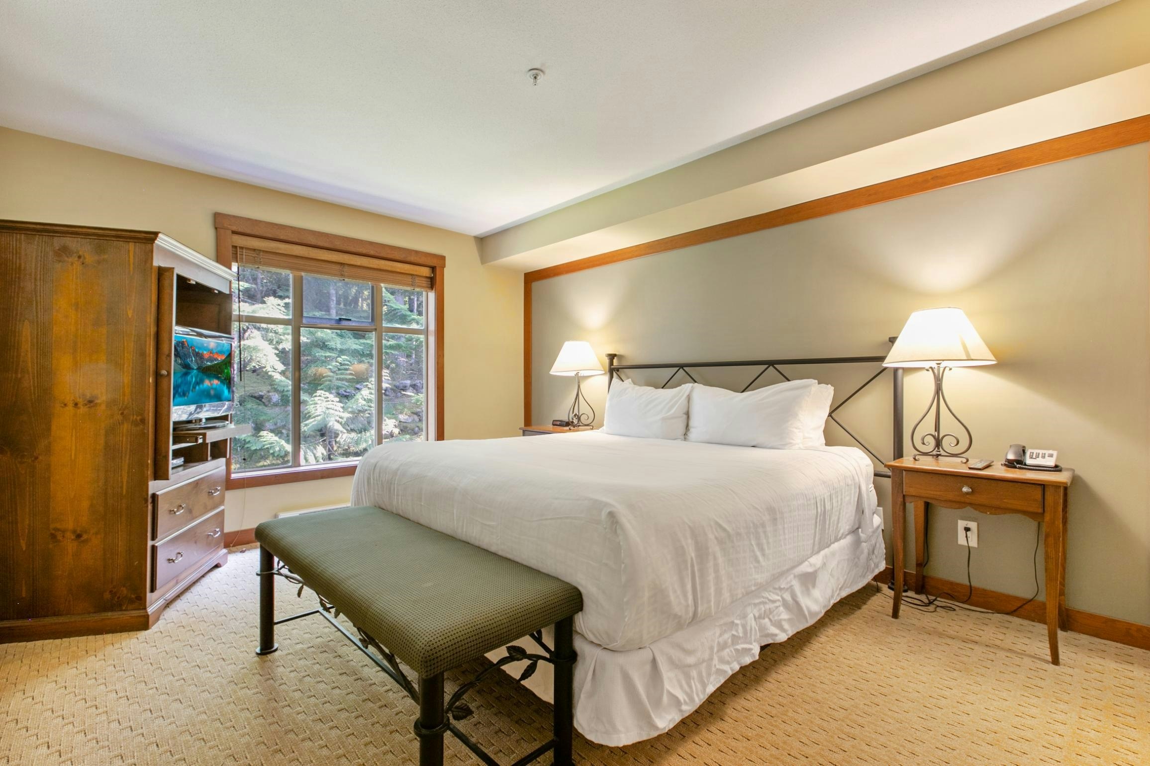 310G2-4653 Blackcomb Way, Whistler, BC, V8E 0Y9 - 11