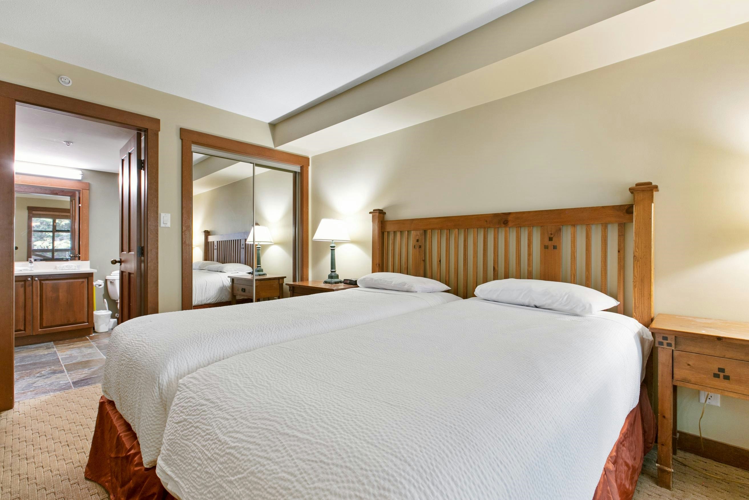 310G2-4653 Blackcomb Way, Whistler, BC, V8E 0Y9 - 18