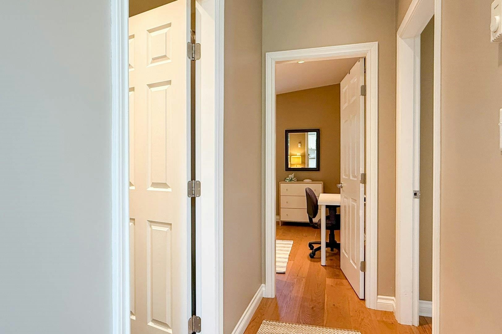Withheld Withheld, North Vancouver, BC, V7P 2J7 - 16