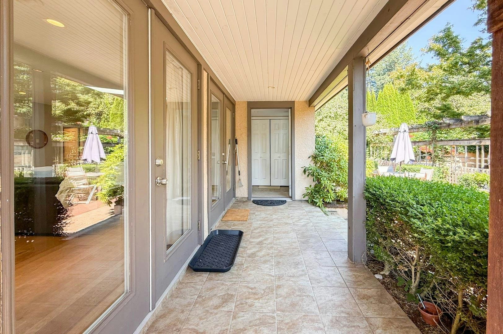 Withheld Withheld, North Vancouver, BC, V7P 2J7 - 3