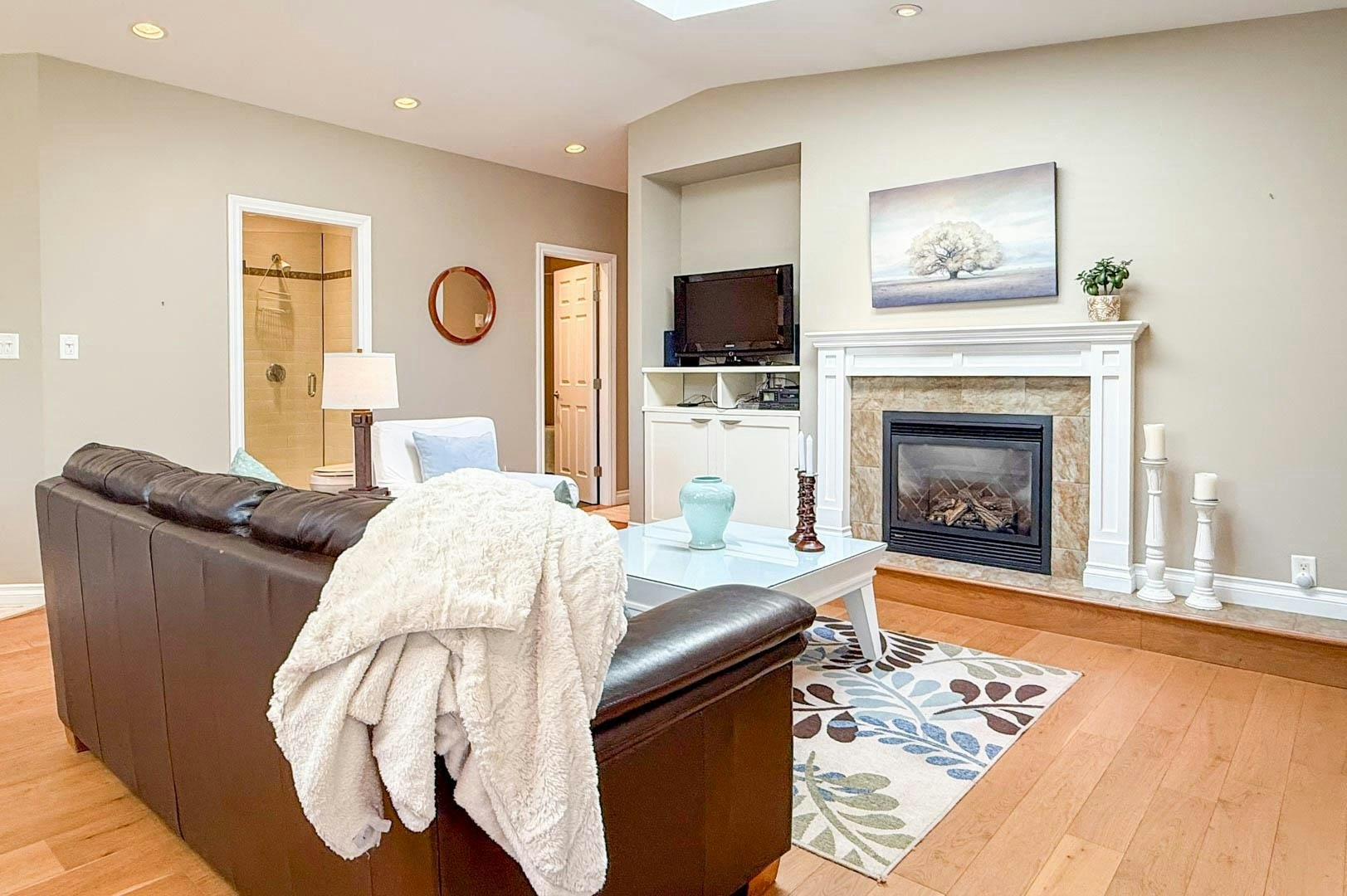 Withheld Withheld, North Vancouver, BC, V7P 2J7 - 7
