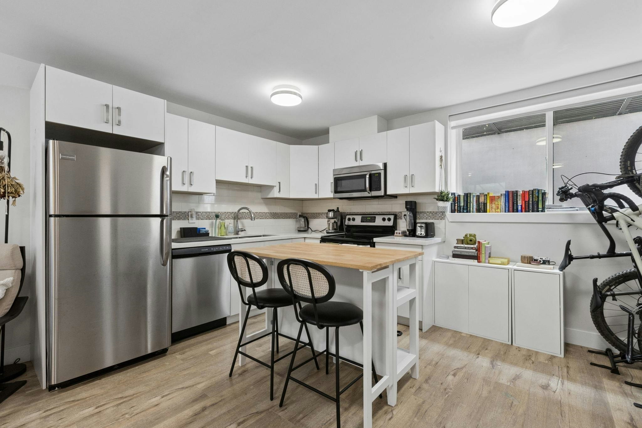 351 W 21st Street, North Vancouver, BC, V7M 1Z6 - 32