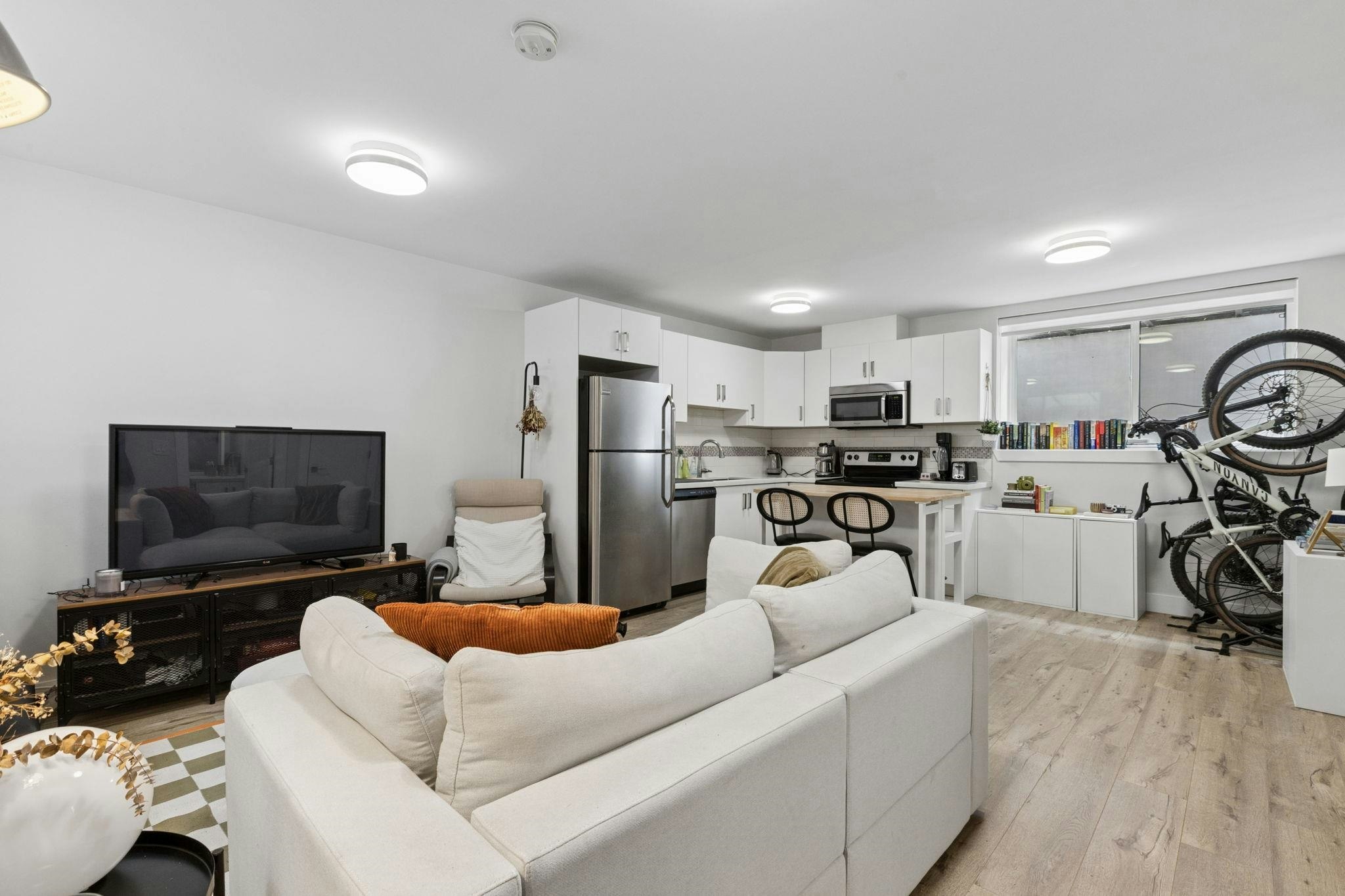 351 W 21st Street, North Vancouver, BC, V7M 1Z6 - 31