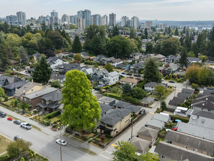 351 W 21st Street, North Vancouver, BC, V7M 1Z6 - 38