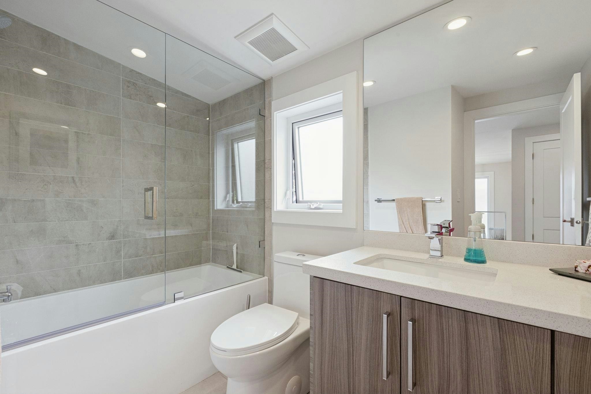 351 W 21st Street, North Vancouver, BC, V7M 1Z6 - 26