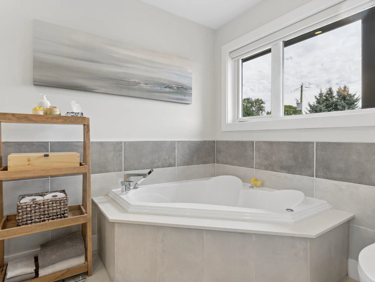 351 W 21st Street, North Vancouver, BC, V7M 1Z6 - 19