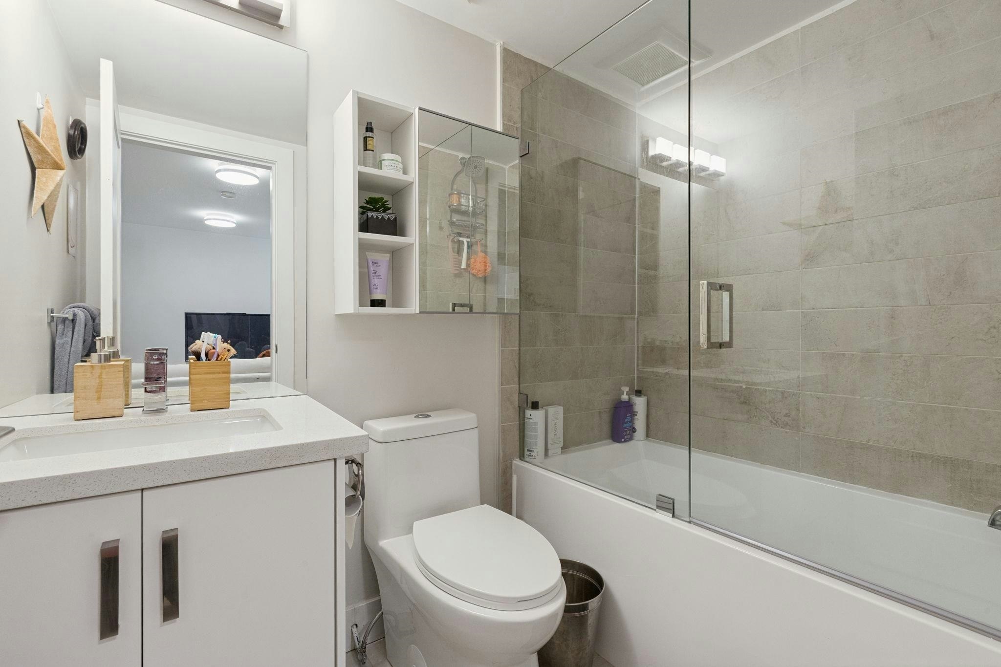 351 W 21st Street, North Vancouver, BC, V7M 1Z6 - 34